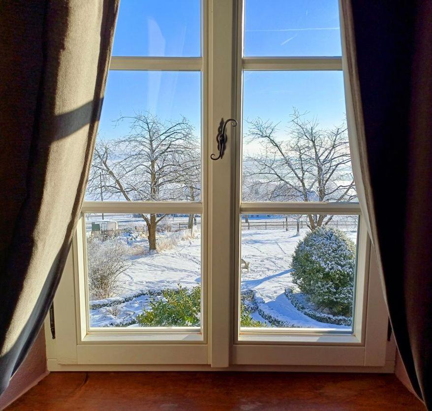 B&B Gutshaus De La Fontaine Feilsdorf Экстерьер фото