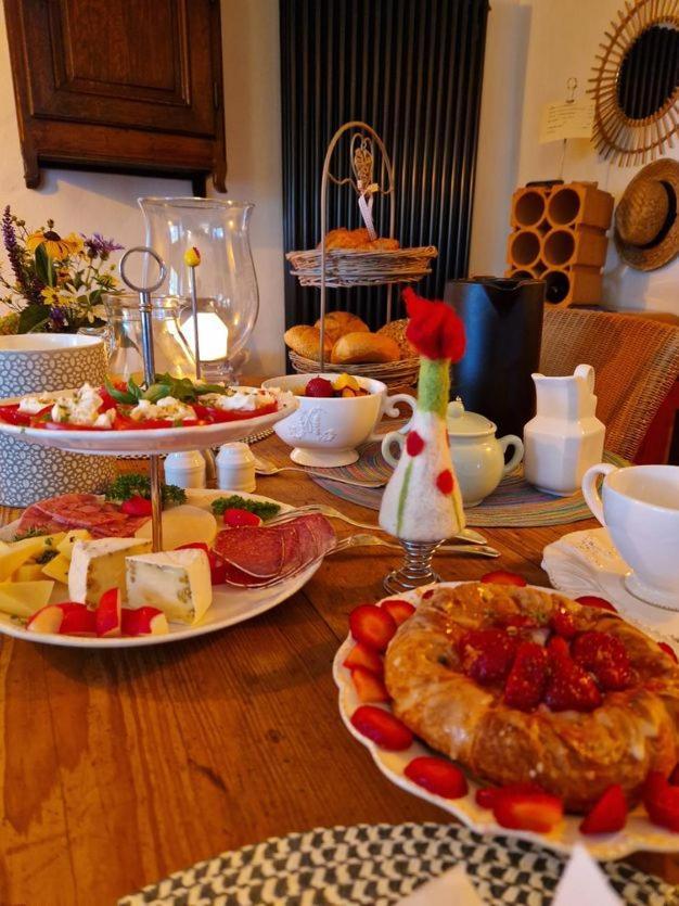 B&B Gutshaus De La Fontaine Feilsdorf Экстерьер фото